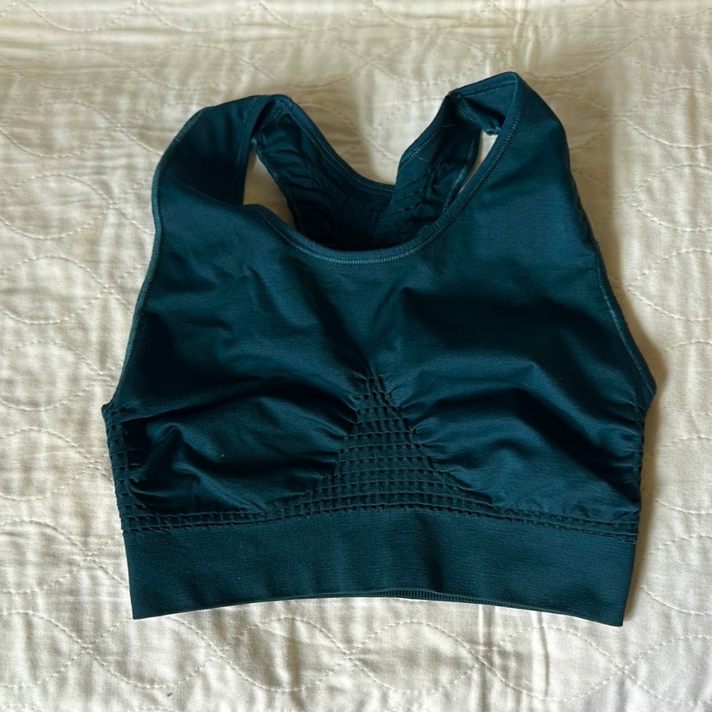 Sweaty Betty hunter Green Sports Bra Seamless Racerback size Medium